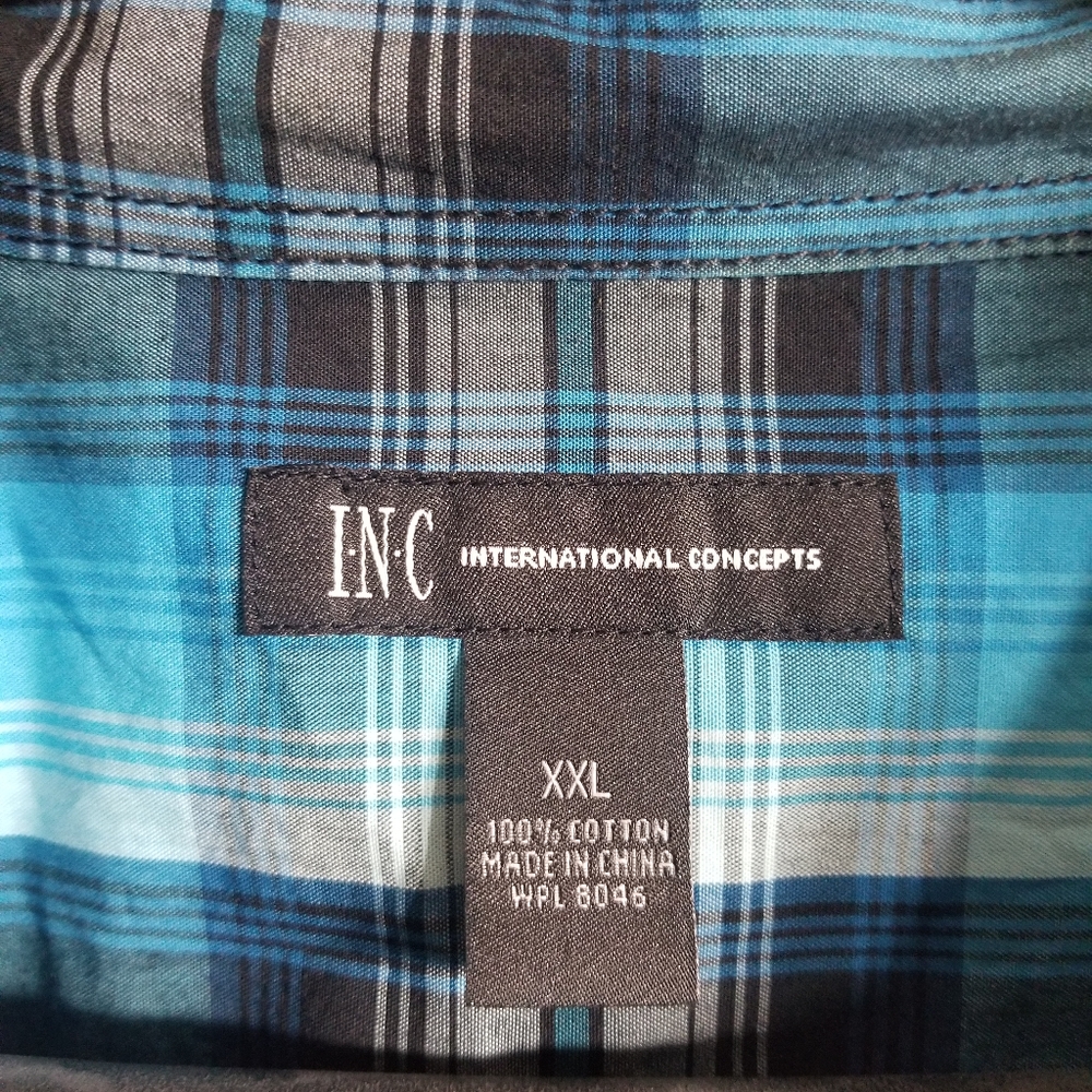 Inc button up - Picture 2 of 3